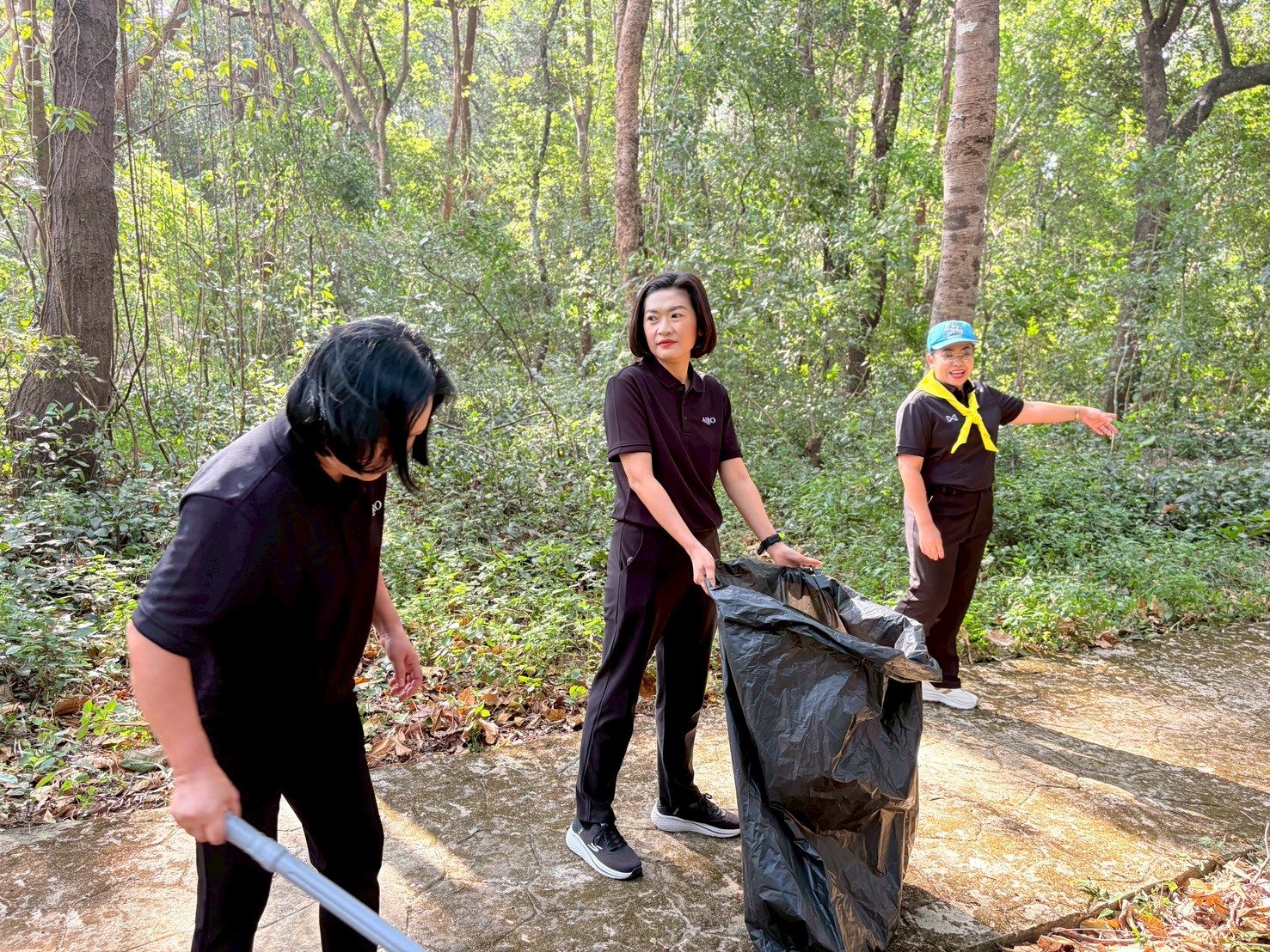 title - ส.ป.ก.ยโสธร ร่วมกิจกรรมจิตอาสาพัฒนา เพื่อถวายเป็นพระราชกุศล น้อมสำนึกในพระมหากรุณาธิคุณ สมเด็จพระนางเจ้าสิริกิติ์  พระบรมราชินีนาถ พระบรมราชชนนีพันปีหลวง